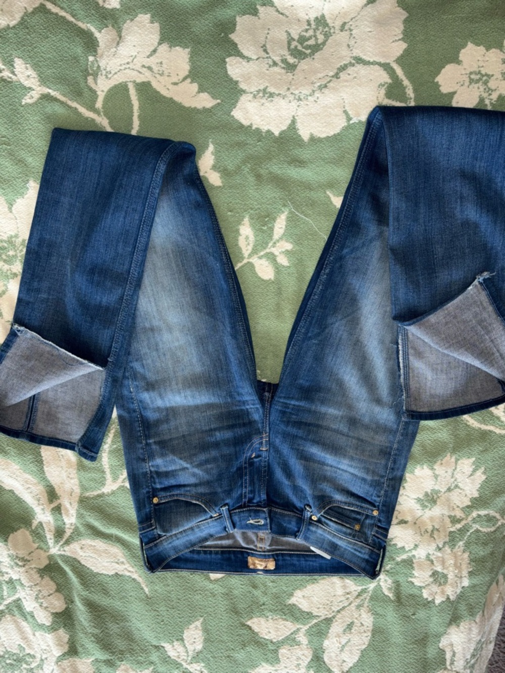 MOTHER Indigo Blue Denim Jeans with Pocket Stitching ..Slit Hem - Picture 4 of 7